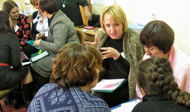 Модератор тренінгу Т. Бакка,доц. каф. методики навчання суспільниз дисциплін 